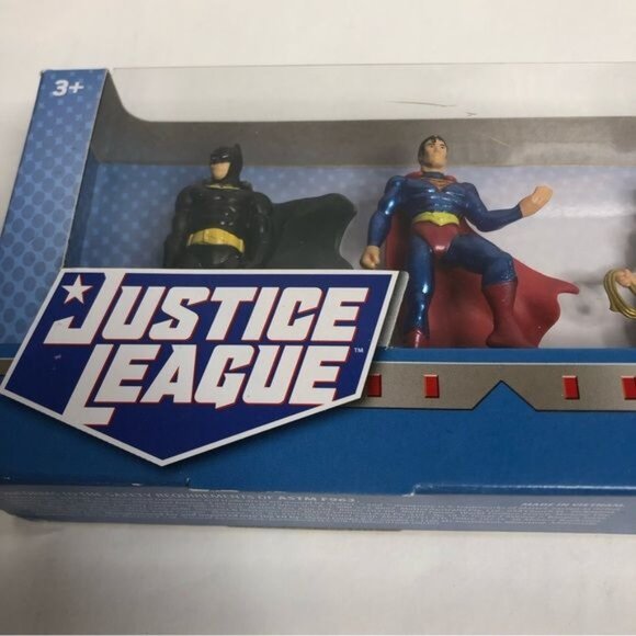 DC Justice League Micro Collection Figures Set Of 4 Batman Joker Superman Wonder - Picture 4 of 7